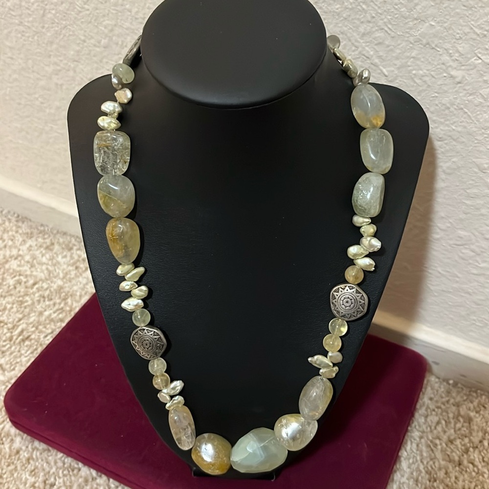 SAKI Neutral Stone & Silver Metal Beaded Necklace - Sterling Clasp